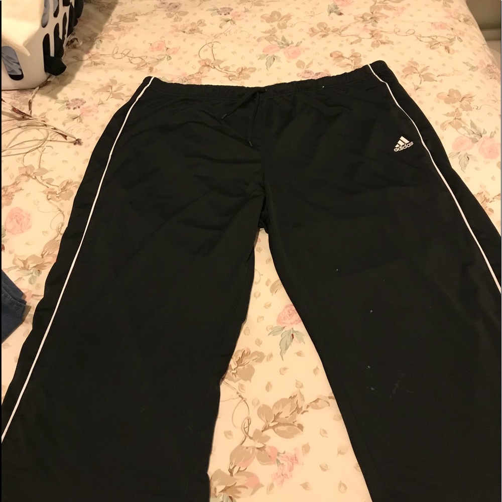 ADIDAS CAPRIS-USED